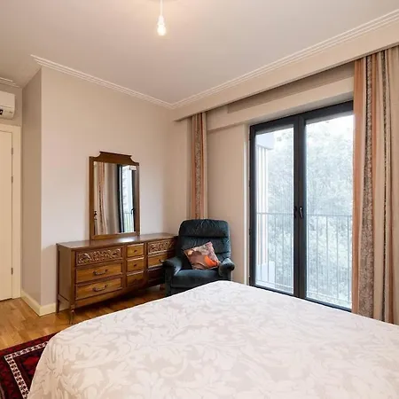 דירה 3br Flat In Fenerbahce, Close To Bagdat Street *