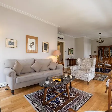 דירה 3br Flat In Fenerbahce, Close To Bagdat Street *