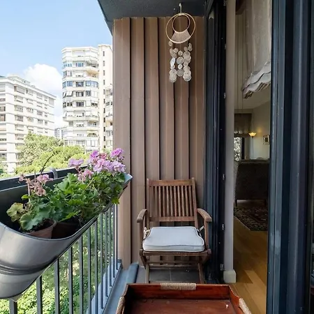 3br Flat In Fenerbahce, Close To Bagdat Street Apartment *