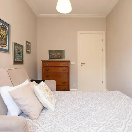 3br Flat In Fenerbahce, Close To Bagdat Street