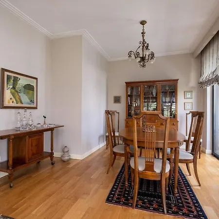 3br Flat In Fenerbahce, Close To Bagdat Street